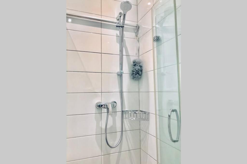 Home In The Heart Of Mannheim, Free Parking, Netflix, Fast Wifi Luaran gambar